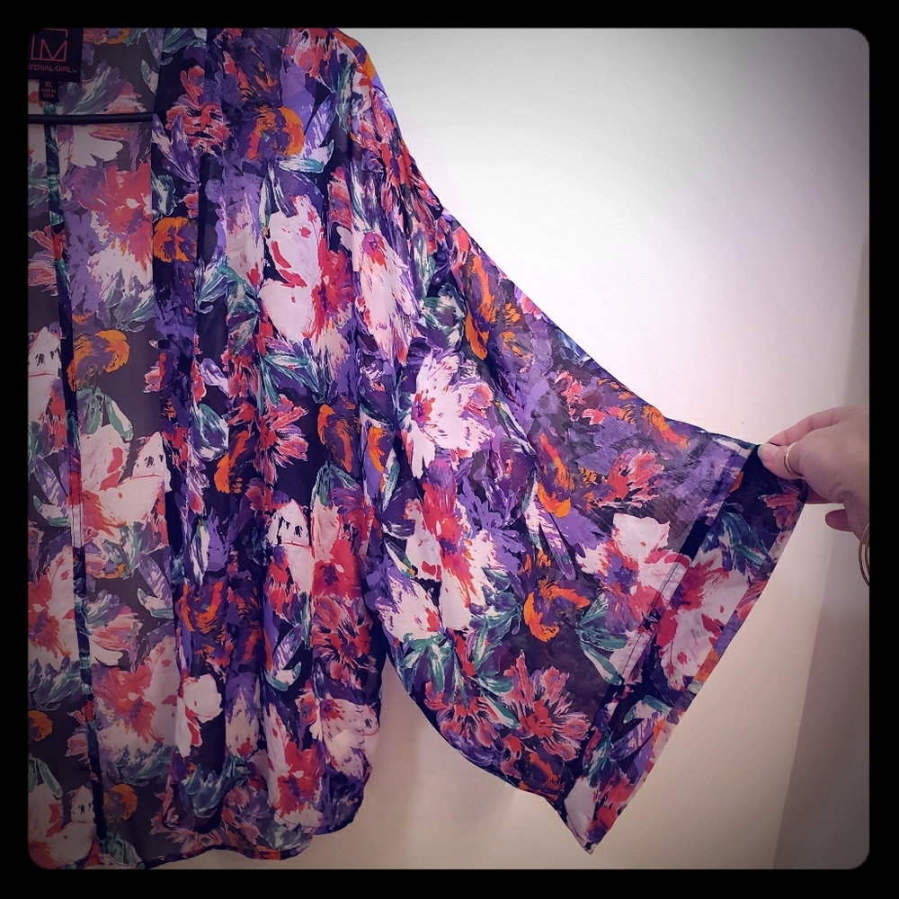 Violet Flower Top